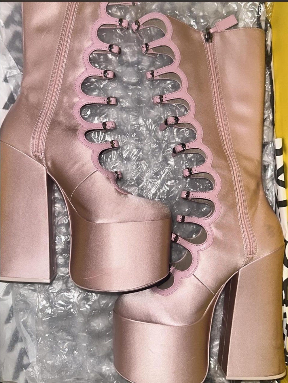Marc Jacobs Kiki Boots - Picture 2 of 3